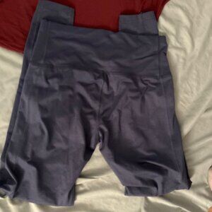 PUMA size medium womens work out pants leggings athletic purple